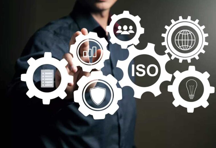 دریافت استاندارد مدیریت کیفیت از سازم